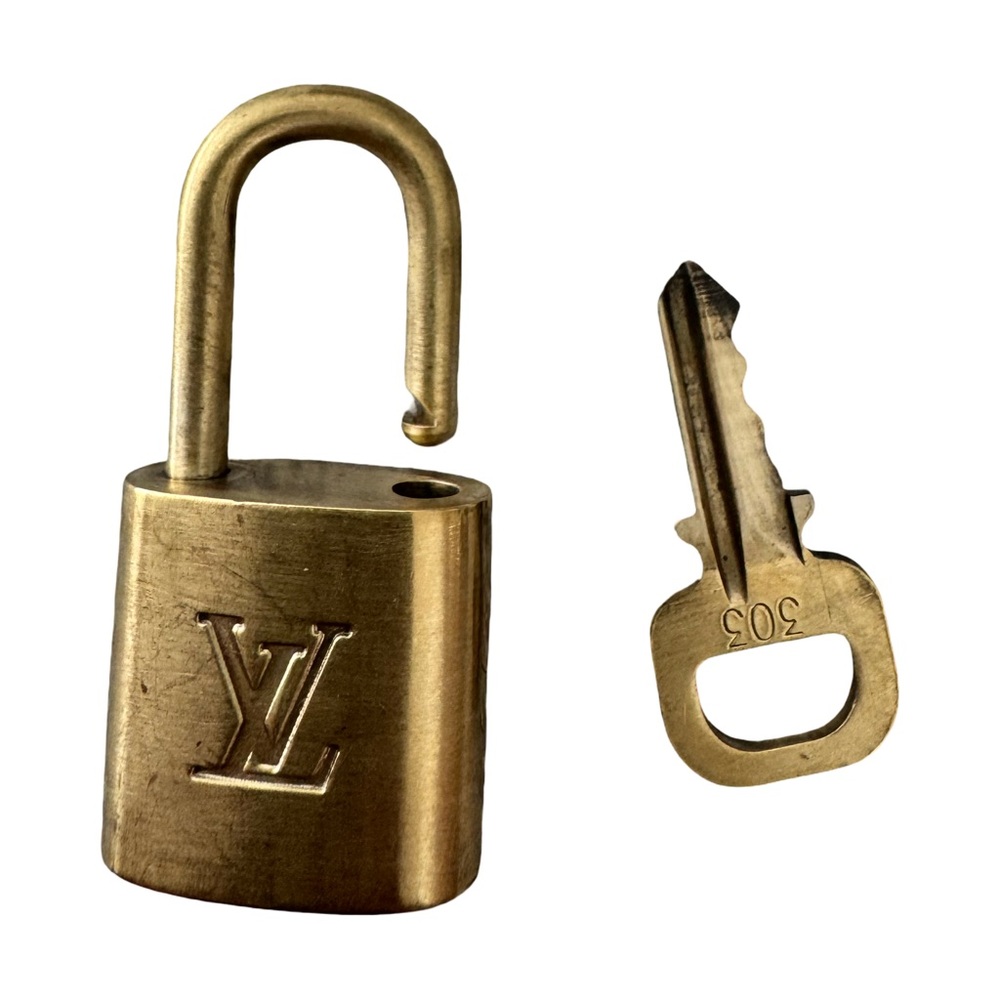 Louis Vuitton lock & key #303 - Picture 5 of 7